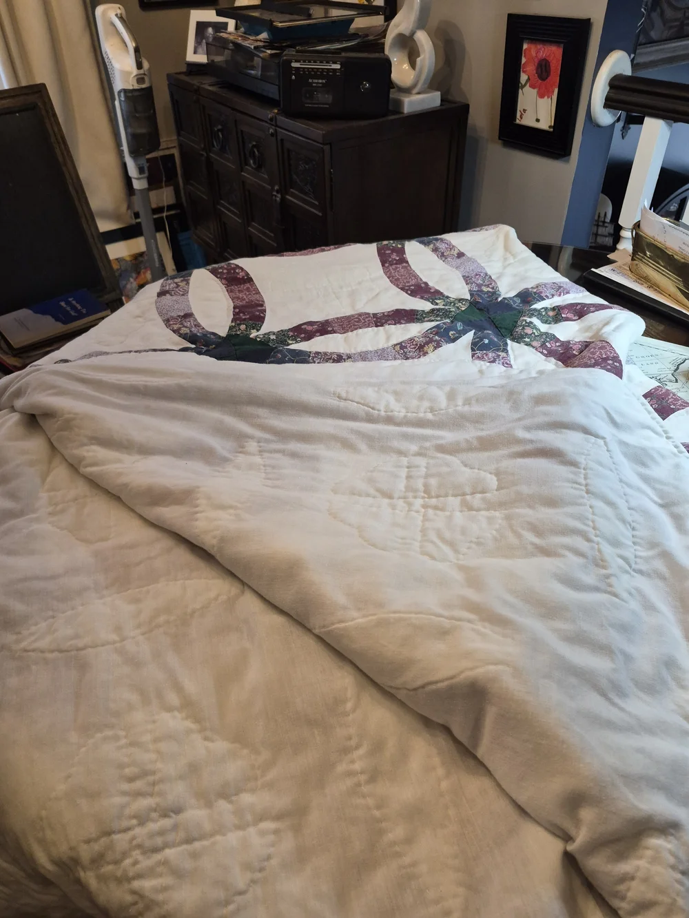 Double Wedding Ring Quilt - Cream, Burgundy & Green